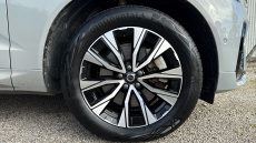 Volvo XC60 2.0 B4D Plus Dark 5dr AWD Geartronic Diesel Estate